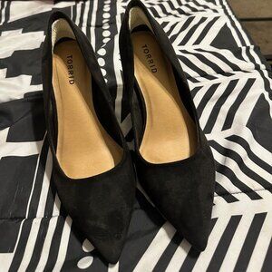 Black Pointed Torrid Heels